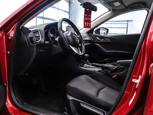 Хетчбэк Mazda 3 2015 года, 1400000 рублей, Красноярск