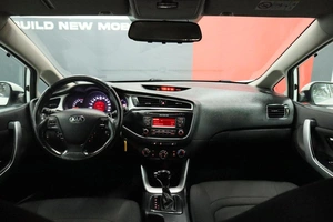 Хэтчбек Kia Ceed 2017 года, 1450000 рублей, Курск
