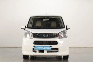 Минивэн Daihatsu Move 2017 года, 759000 рублей, Челябинск