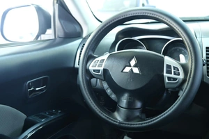Внедорожник Mitsubishi Outlander 2007 года, 1199000 рублей, Омск