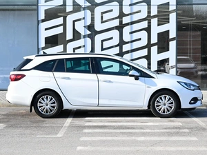 Хетчбэк Opel Astra 2019 года, 1450000 рублей, Волгоград