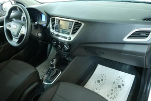 Седан Hyundai Solaris 2021 года, 1739000 рублей, Омск