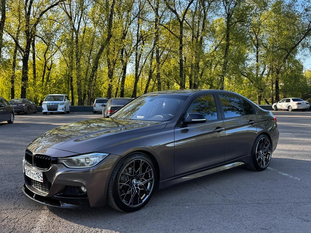 Фото