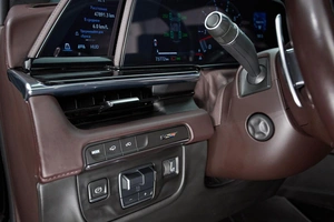 Внедорожник Cadillac Escalade-V 2022 года, 17999000 рублей, Красноярск