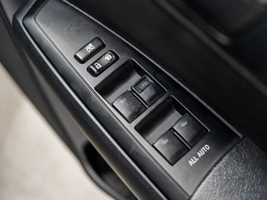 Универсал Toyota Corolla Fielder 2017 года, 1315000 рублей, Красноярск