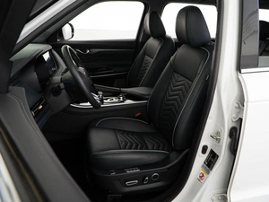 Внедорожник Changan CS95 2023 года, 2694444 рублей, Москва