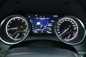 Седан Toyota Camry 2023 года, 3800000 рублей, Красноярск