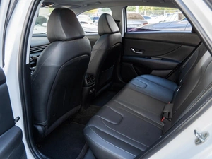 Седан Hyundai Elantra 2023 года, 1935600 рублей, Волгоград
