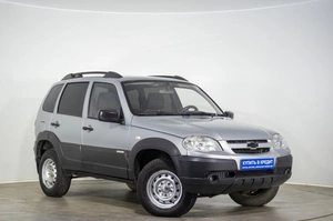 Внедорожник Chevrolet Niva 2014 года, 699000 рублей, Оренбург