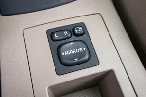 Внедорожник Toyota RAV4 2007 года, 1299000 рублей, Барнаул