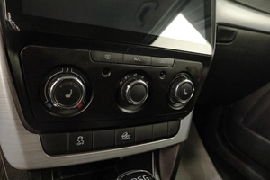 Внедорожник Skoda Yeti 2014 года, 1249000 рублей, Челябинск