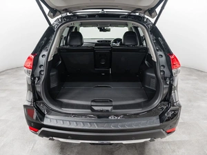 Внедорожник Nissan X-Trail 2018 года, 2279000 рублей, Красноярск