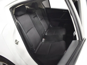 Седан Mazda 3 2013 года, 729900 рублей, Казань