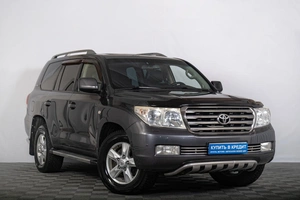Внедорожник Toyota Land Cruiser 2011 года, 3359000 рублей, Томск