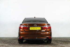 Седан Toyota Camry 2017 года, 2729000 рублей, Сургут