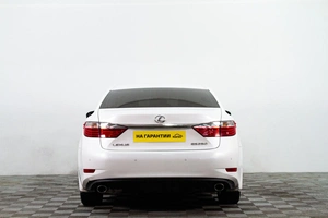 Седан Lexus ES 2013 года, 1749000 рублей, Сургут