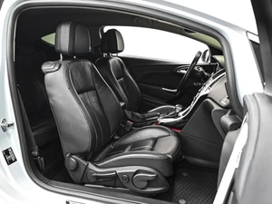 Хетчбэк Opel Astra GTC 2013 года, 1105000 рублей, Ставрополь