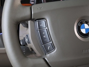 Седан BMW 7 серия 2005 года, 2159000 рублей, Омск