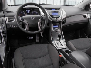 Седан Hyundai Elantra 2013 года, 1029000 рублей, Волгоград