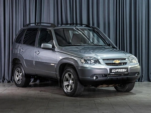 Внедорожник Chevrolet Niva 2017 года, 820000 рублей, Волгоград