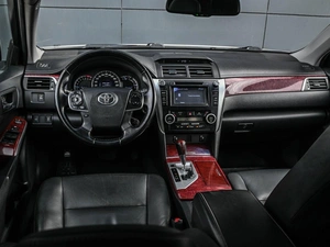 Седан Toyota Camry 2014 года, 1699000 рублей, Кирилловка