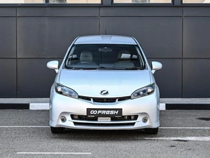 Минивэн Toyota Wish 2010 года, 989000 рублей, Кирилловка