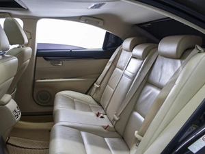 Седан Lexus ES 2014 года, 1990000 рублей, Омск