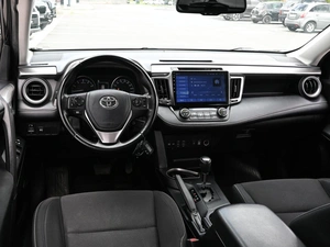 Внедорожник Toyota RAV4 2017 года, 2170000 рублей, Волгоград