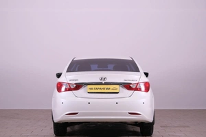 Седан Hyundai Sonata 2012 года, 789000 рублей, Омск