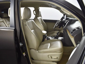 Внедорожник Toyota Land Cruiser Prado 2019 года, 6270000 рублей, Казань