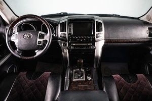 Внедорожник Toyota Land Cruiser 2012 года, 3999000 рублей, Сургут
