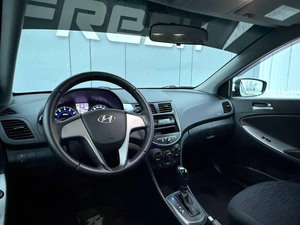 Хетчбэк Hyundai Solaris 2015 года, 999000 рублей, Ижевск