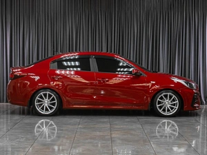 Седан Kia Rio 2018 года, 1444000 рублей, Тюмень