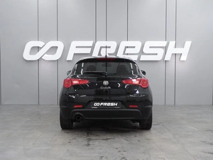 Хетчбэк Alfa Romeo Giulietta 2014 года, 1136000 рублей, Воронеж