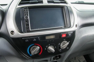 Внедорожник Toyota RAV4 2002 года, 839000 рублей, Барнаул