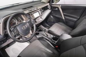 Внедорожник Toyota RAV4 2015 года, 2289000 рублей, Томск