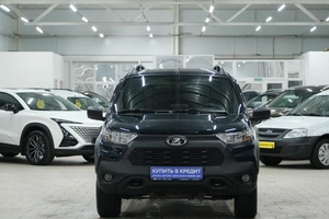 Внедорожник ВАЗ (LADA) Niva Travel 2023 года, 1399000 рублей, Омск