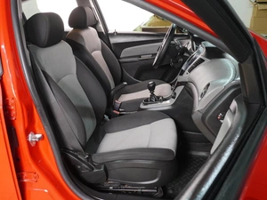 Седан Chevrolet Cruze 2012 года, 699000 рублей, Воронеж