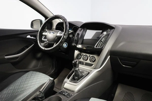 Хетчбэк Ford Focus 2013 года, 1049000 рублей, Новосибирск