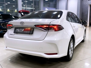 Седан Toyota Corolla 2019 года, 1587000 рублей, Солонцы