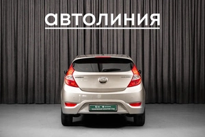 Хетчбэк Hyundai Solaris 2012 года, 850000 рублей, Красноярск