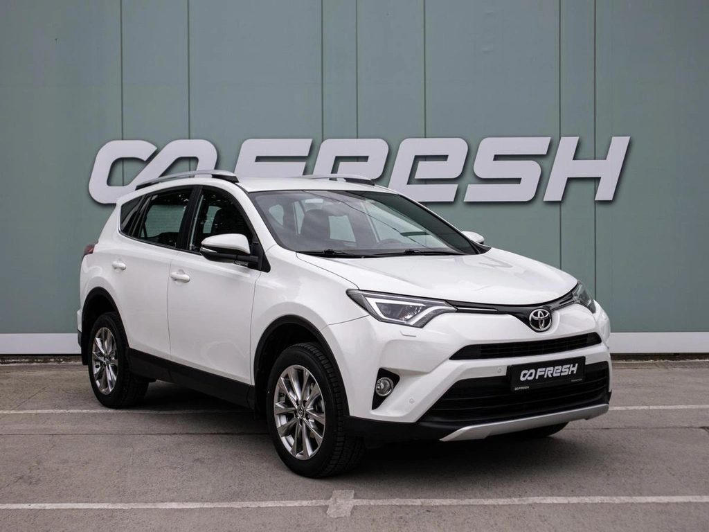 Внедорожник Toyota RAV4 2016 года, 2330000 рублей, Большой Сочи
