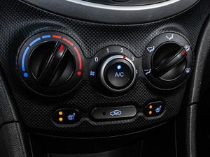 Хетчбэк Hyundai Solaris 2013 года, 644000 рублей, Ставрополь