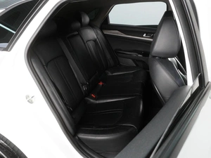Седан Kia K5 2020 года, 2390000 рублей, Красный Пахарь