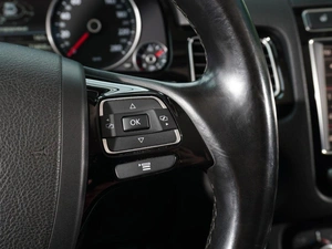 Внедорожник Volkswagen Touareg 2015 года, 2998000 рублей, Тверь