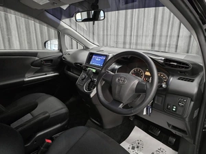 Минивэн Toyota Wish 2010 года, 1090000 рублей, Красноярск