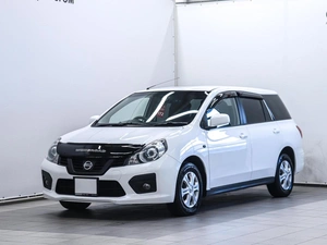 Универсал Nissan AD 2017 года, 750000 рублей, Красноярск