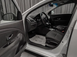 Седан Renault Fluence 2012 года, 730000 рублей, Красноярск