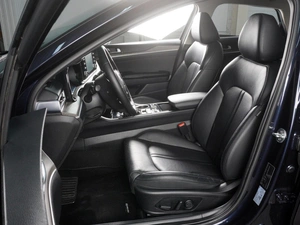 Седан Kia K5 2020 года, 2440000 рублей, Красный Пахарь