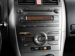 Хетчбэк Toyota Auris 2007 года, 599000 рублей, Тюмень